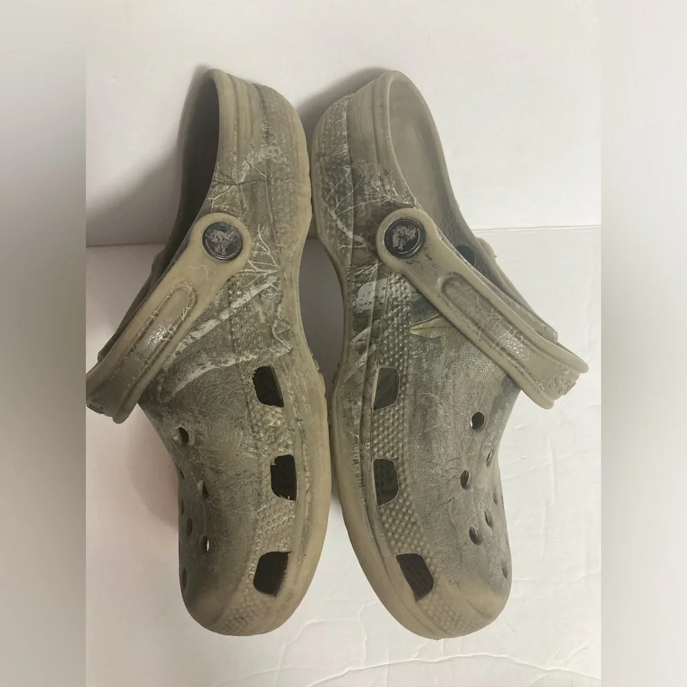 Crocs Camo real tree camouflage slides slip on sandals Junior 5 boys